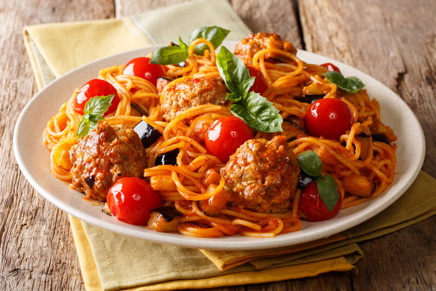 Spaghetti & meatballs
